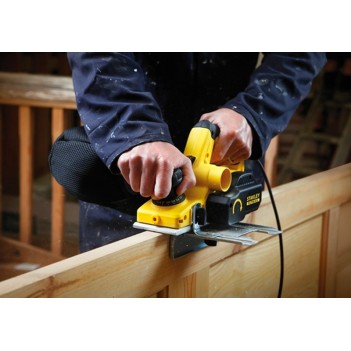 Hobel 82mm 750W FME630K Stanley