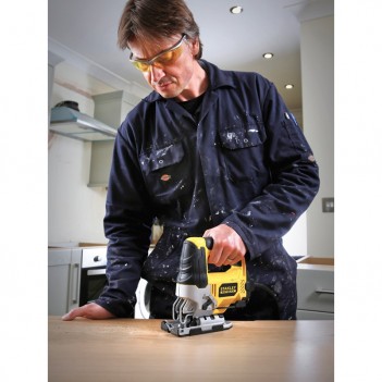 Scie sauteuse 710W FME340K Stanley