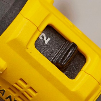 Perceuse visseuse V20 18V + 2 accus 2Ah SFMCD710D2K Stanley