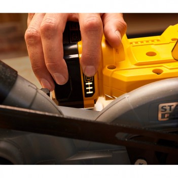 Akku-Paneelsäge 190mm V20 18V SFMCS701M1 Stanley