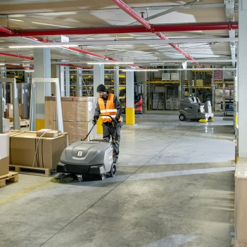 Balayeuse aspirante KM 85/50 W Bp Pack Kärcher