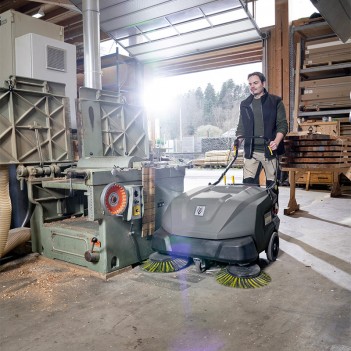 Balayeuse aspirante KM 85/50 W Bp Pack 2SB Kärcher