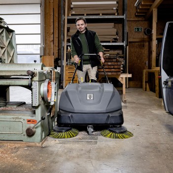 Balayeuse aspirante KM 85/50 W Bp Pack 2SB Kärcher