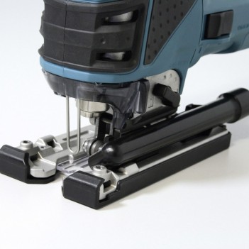 Scie sauteuse orbitale Makita 4351FCTJ