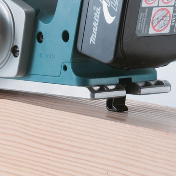 Akku-Einhand-Hobel 82 mm 18V DKP180ZJ Makita