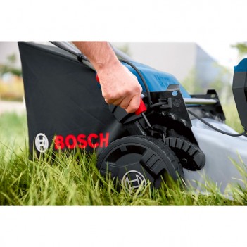 Tondeuse à gazon 46cm 2x18V GRA 18V2-46 Professional Bosch