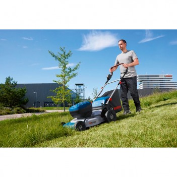 Tondeuse à gazon 46cm 2x18V GRA 18V2-46 Professional Bosch