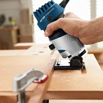 Kantenfräse 600W GKF 600 Bosch