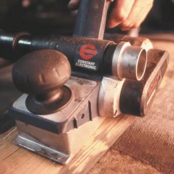 Rabot 850W GHO 40-82 C Bosch