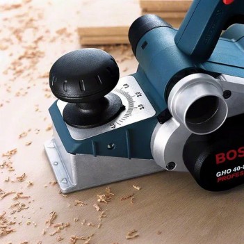 Rabot 850W GHO 40-82 C Bosch