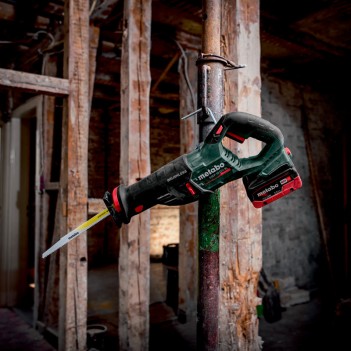 Akku-säbelsäge 18V 32mm SSEP 18 LT BL Metabo