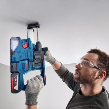 Bohrhammer SDS plus 2,6J GBH 18V-22 + Absaugung GDE Bosch