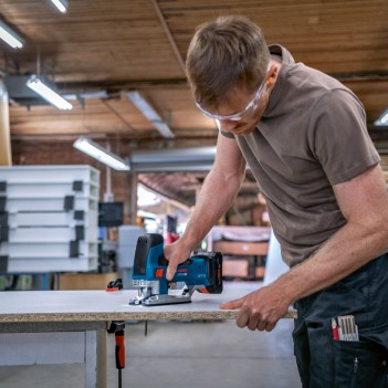 Scie sauteuse GST 18V-155 SC Bosch