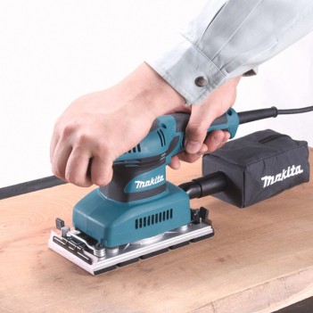 Ponceuse vibrante 93x185 mm Makita BO3710 1