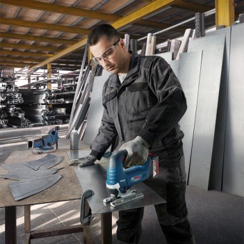 Akku-Stichsäge GST 18V-125 B Bosch