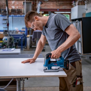 Akku-Stichsäge GST 18V-155 BC Bosch