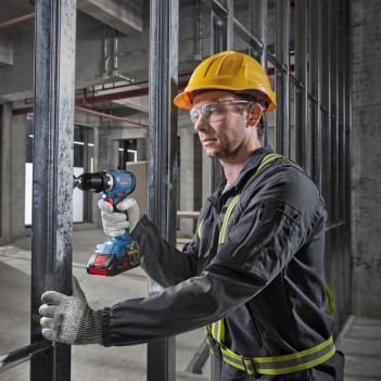 Perceuse-visseuse GSR 18V-65 + 3 Accus ProCore 4Ah et chargeur Bosch