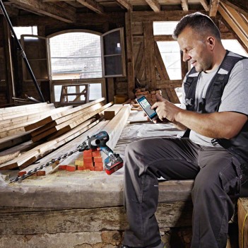 Akku-Bohrschrauber 110Nm GSR 18V-110 C + 3 Akkus und Ladegerät Bosch