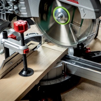 Akku-Kappsäge KGS 18 LTX BL 254 18V + 2 Akkus 8Ah LiHD Metabo