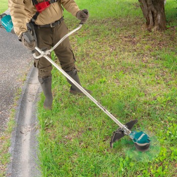 Akku-Freischneider 40V XGT UR002GZ01 Makita