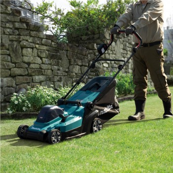 Tondeuse 43 cm 40V XGT LM004GZ Makita