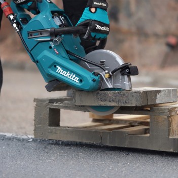 Akku-Trennschleifer 230 mm 40V XGT CE003GZ02 Makita