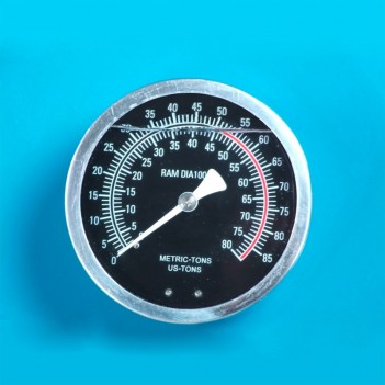 Presse manuelle pneumatique 50t HSP-50A Baileigh