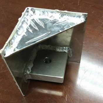 Palettenfüße 10x10cm für Metallkiste Alutec