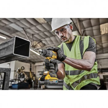 Perceuse visseuse à percussion XR 18V + 2 Accus 5Ah POWERSTACK DCD805H2T DeWalt