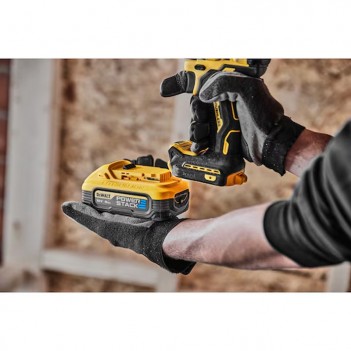 Perceuse visseuse à percussion XR 18V + 2 Accus 5Ah POWERSTACK DCD805H2T DeWalt