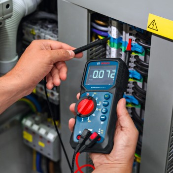 Digital Multimeter GDM 600-15 Professional + MH 1 Bosch