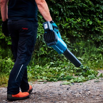 Gartenbläser 18V + 1 Akku 3Ah und Ladegerät DUB184RF Makita