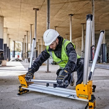 Scie à onglets radiale XR 18V 184 mm DCS365N + Piètement DE7033 DeWalt