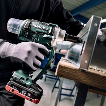 Pistolet à riveter NP 18 LTX BL 5.0 (avec ou sans batterie) Metabo