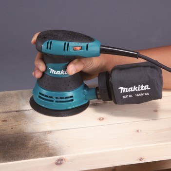 Exzenterschleifer 125 mm BO5031J Makita