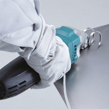 Cisaille à trois couteaux Makita JS1601J