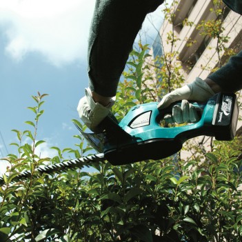 Taille-haies 18V 52 cm + 1 Accu 4.0Ah + Chargeur DUH523 Makita