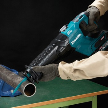 Akku- Säbelsäge 40Vmax XGT JR001G Makita