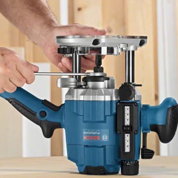 Défonceuse 1250W GOF 1250 CE Bosch