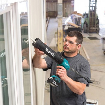 Akku-Kartuschenpistole 18V + 2 Akkus Makita DCG180RYEX