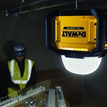 Akku-led-baustellenstrahler 18/54V Tool Connect DeWalt